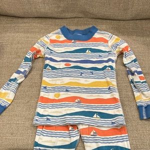 Hanna Andersson pjs. Size 4 (100). Long sleeves